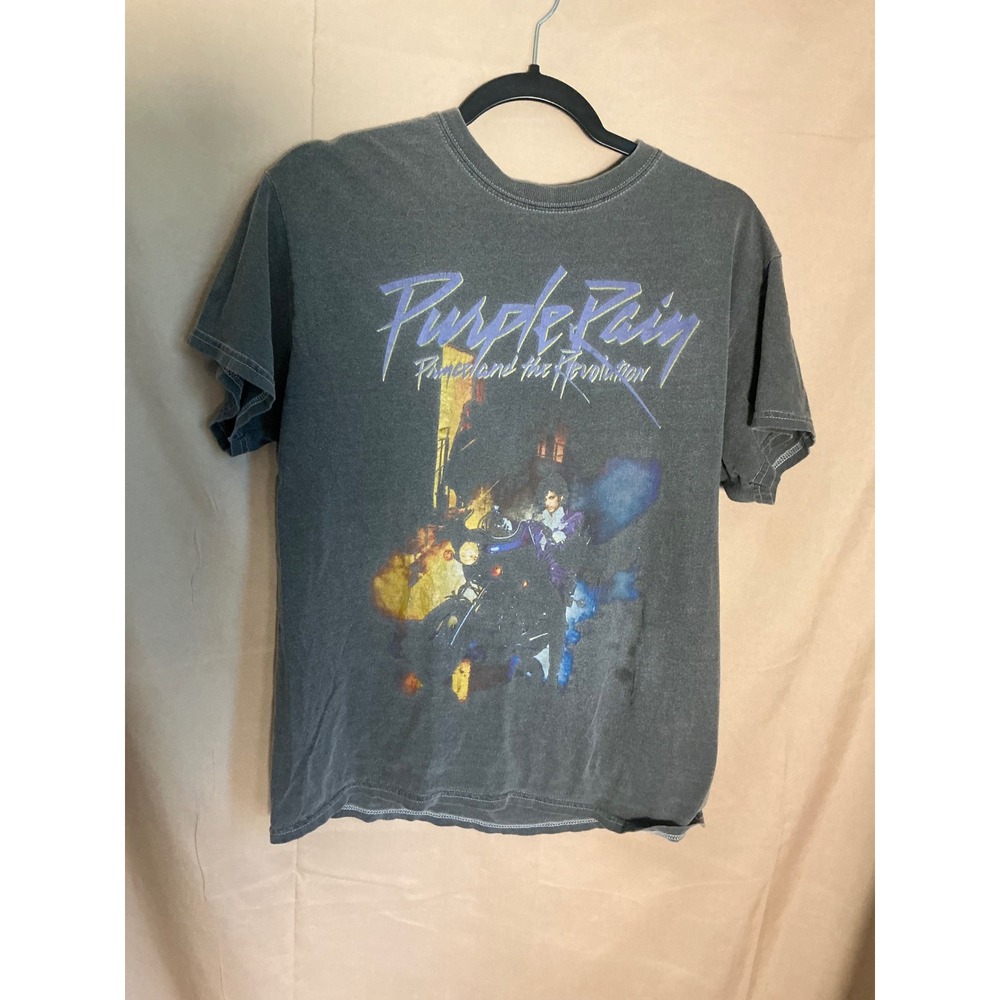 Prince Purple Rain Graphic T-Shirt Unisex Medium Charcoal Gray Fair Distressed
